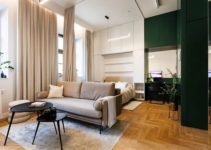 Emerald Green Apartament - Homfi Collection
